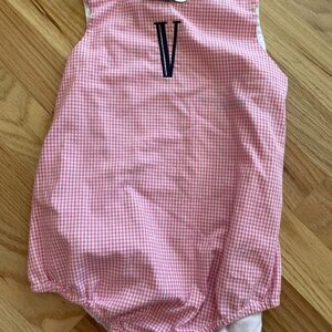 ‘V’ Pink Gingham Bubble